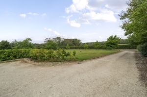 Photo 35- click for photo gallery